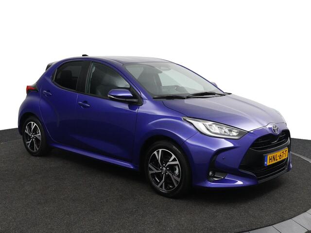 Toyota YARIS 1.5 Hybrid 115 Dynamic | Parkeersensoren Rondom | Stoel en Stuurverwarming | Navigatie | Keyless Entry |