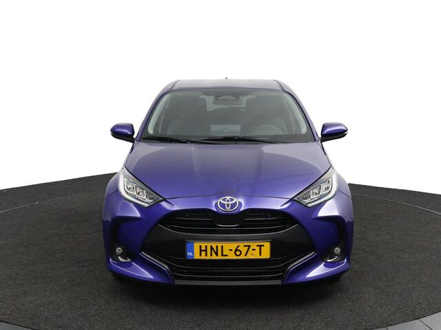 Toyota YARIS 1.5 Hybrid 115 Dynamic | Parkeersensoren Rondom | Stoel en Stuurverwarming | Navigatie | Keyless Entry |