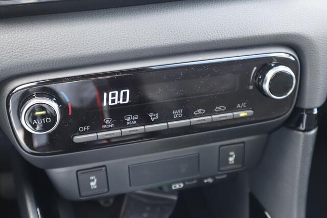 Toyota YARIS 1.5 Hybrid 115 Dynamic | Comfort Pack |