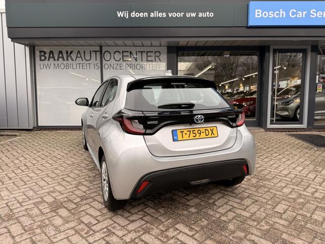 Toyota YARIS 1.5 Hyb. Active | Navigatie | Camera | Climate