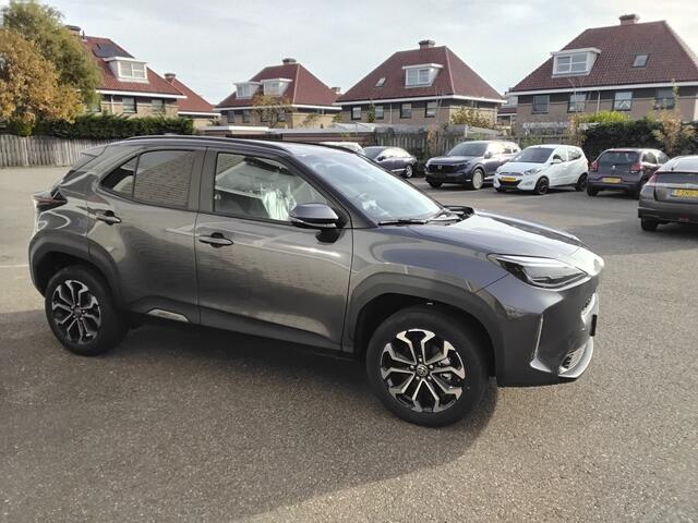 Toyota YARIS Cross 1.5 Hybrid 130 Style Edition 2025 Blindspot, stoelverwarming, stuurverwarming, draadloos telefoonlader