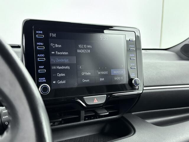 Toyota YARIS 1.5 Hybrid Style Bi-Tone Limited | Apple Carplay / Android Auto | Parkeercamera | Lederen bekleding |