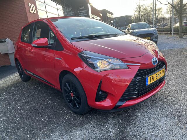 Toyota YARIS 1.5 Hybrid Energy // NAVI // CRUISE // CLIMA // PARKEERCAMERA //
