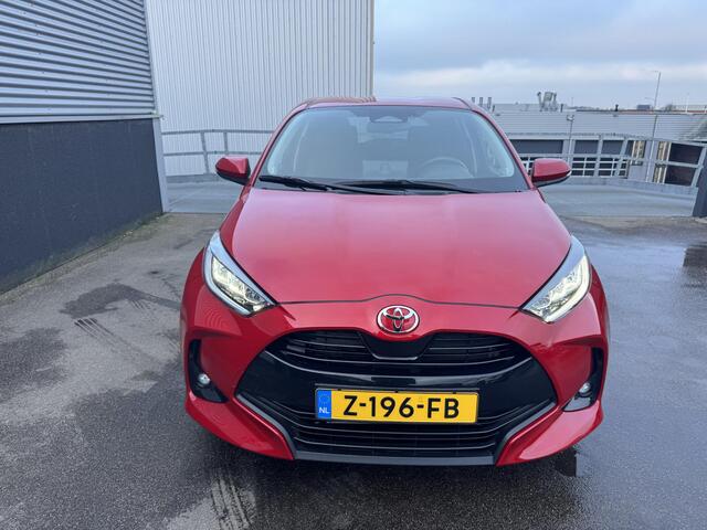 Toyota YARIS 1.5 Hybrid 115 First Edition 1e eign. NL-auto, LMV, LED, Navigatie, Achteruitrijcamera, Privacy glass, Smart Key