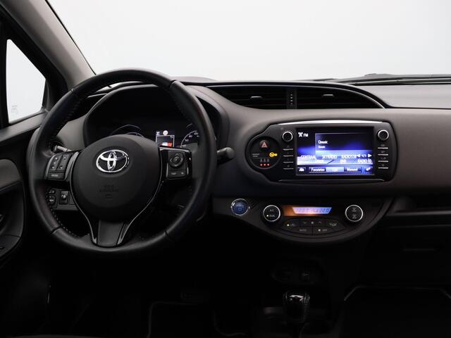 Toyota YARIS 1.5 Hybrid Design Sport | Achteruitrijcamera | Climate Control | Cruise Control |
