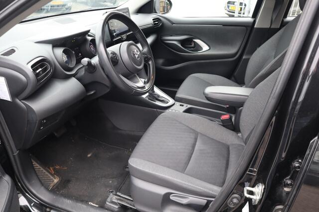 Toyota YARIS 1.5 Hybid Dynamic Keyless | Stoelverwarming | AllSeasons