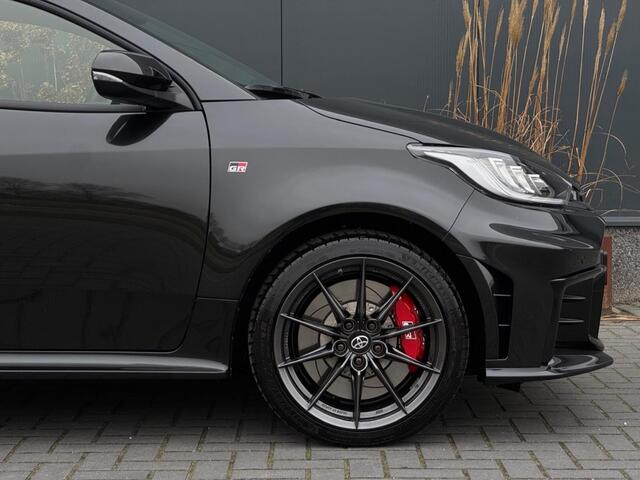 Toyota YARIS 1.6 Turbo GR Performance 280PK NIEUW SPERDIFF CLIMATE LEDER