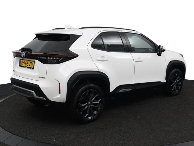 Toyota YARIS Cross 1.5 Hybrid Explore | Parkeersensoren | Stoelverwarming | Navigatie | Keyless Entry |