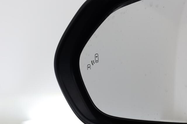 Toyota YARIS Cross 1.5 Hybrid Dynamic | Navi | Cruise | Apple CarPlay & Android Auto | PDC V+A | Camera | Stoelverw. | Dodehoekdet. | LED GERESERVEERD TOT MAANDAG