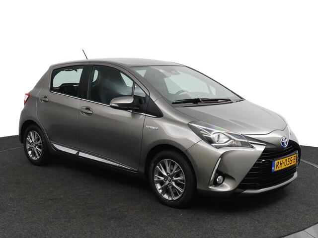 Toyota YARIS 1.5 Hybrid Executive | Trekhaak | Alcantara Bekleding | Navigatie | Keyless Start | Cruise Control | Climate Control |
