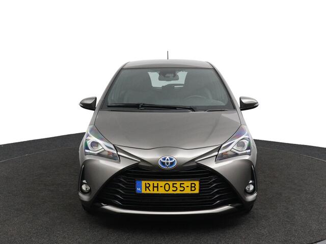 Toyota YARIS 1.5 Hybrid Executive | Trekhaak | Alcantara Bekleding | Navigatie | Keyless Start | Cruise Control | Climate Control |