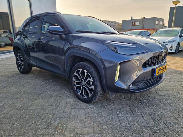 Toyota YARIS Cross 1.5 Hybrid 115 Dynamic met stoel stuurverwarming