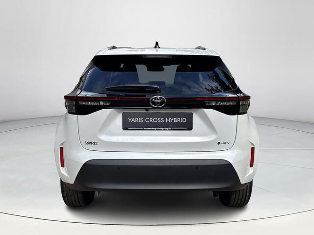 Toyota YARIS Cross 1.5 Hybrid 130 Dynamic Comfort Pack | 06-10141018 Voor meer informatie