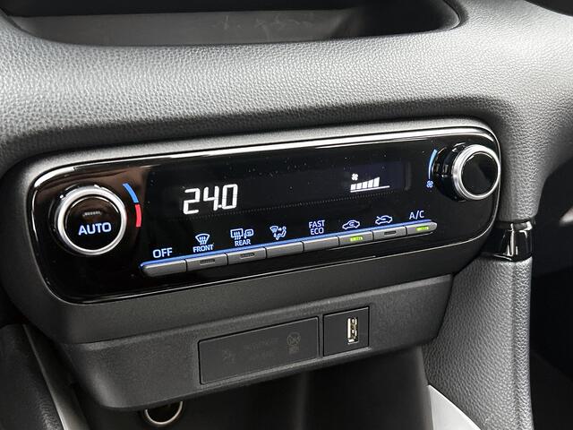 Toyota YARIS 1.5 Hybrid Dynamic