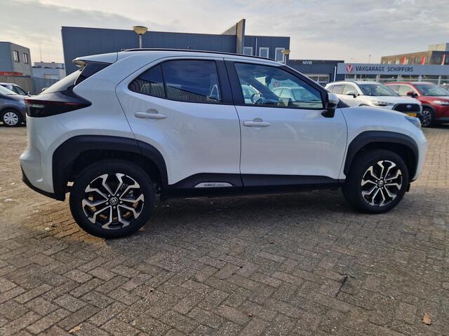 Toyota YARIS Cross 1.5 Hybrid 115 Business Plus