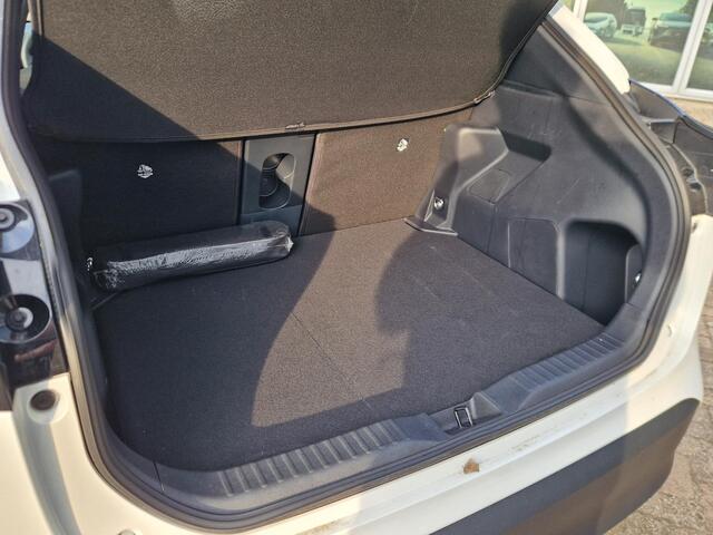 Toyota YARIS Cross 1.5 Hybrid 115 Business Plus