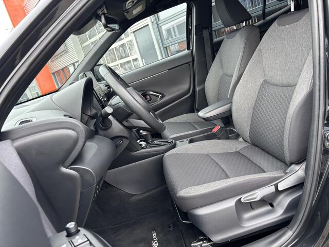 Toyota YARIS Cross 1.5 Hybrid 115 Dynamic / Android Auto/Applecarplay / Stuur,Voorruit & Stoelverwarming / Camera /