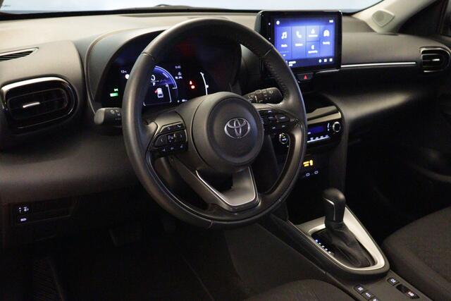 Toyota YARIS Cross 1.5 Hybrid 115 Active | APPCONNECT | CLIMA | CAMERA | ADAP CRUISE | LANE-ASSIST |