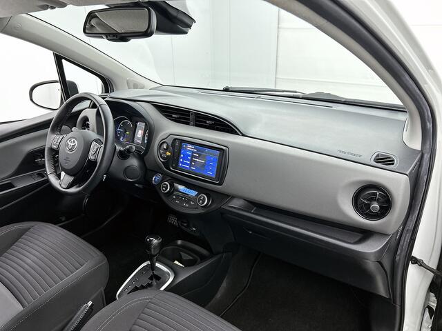 Toyota YARIS 1.5 Hybrid Dynamic | 1e Eigenaar | NIEUW GELEVERD & ONDERHOUDEN | Parelmoer | Privacy Glass |