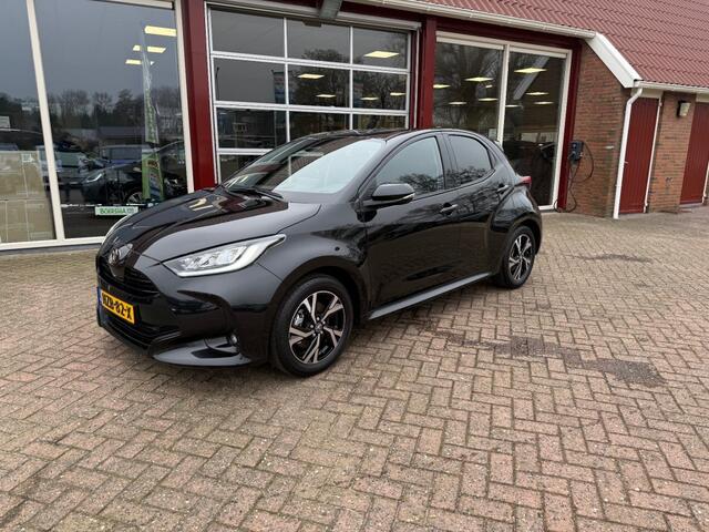 Toyota YARIS 1.5 HYBRID 5-DRS DYNAMIC AUTOMAAT! LUXE UITVOERING NIEUWE AUTO!