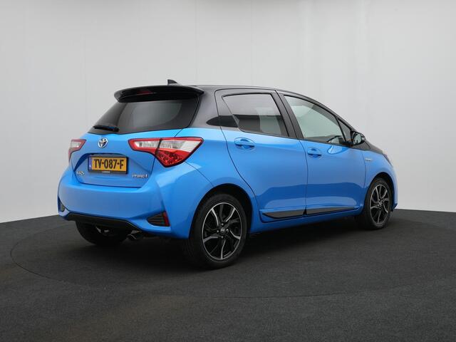 Toyota YARIS 1.5 Hybrid SkyBlue