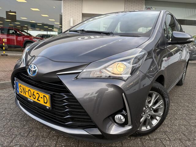 Toyota YARIS 1.5 hybrid Executive | Cruise control | Navi | Trekhaak |