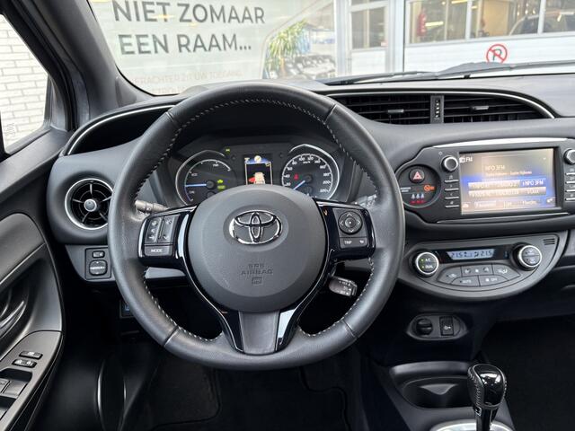 Toyota YARIS 1.5 hybrid Executive | Cruise control | Navi | Trekhaak |