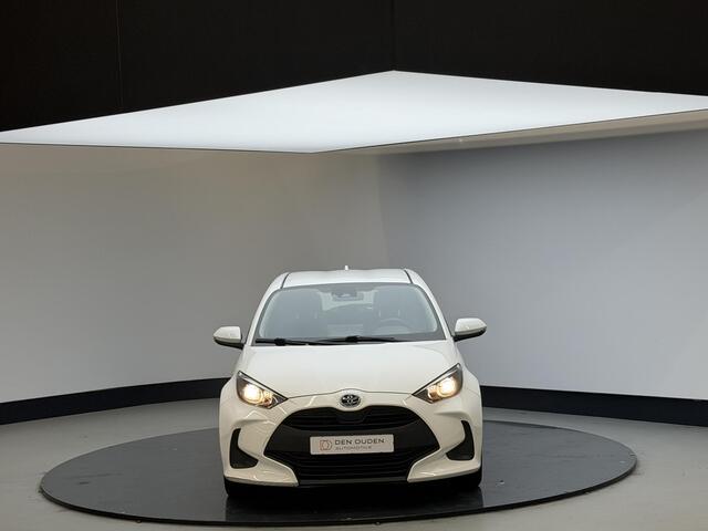 Toyota YARIS 1.5 Hybrid Active | All weatherbanden | Cam achter | 1e eigenaar | NL auto