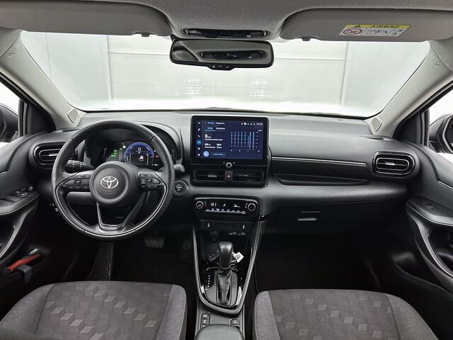 Toyota YARIS 1.5 Hybrid Dynamic | BTW Voertuig | Stoelverwarming |