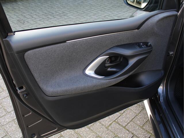 Toyota YARIS 1.5 Hybrid Active 1e Eig/Dealer onderh./Climate/AdaptiveCruise/Camera/AppleCarplay