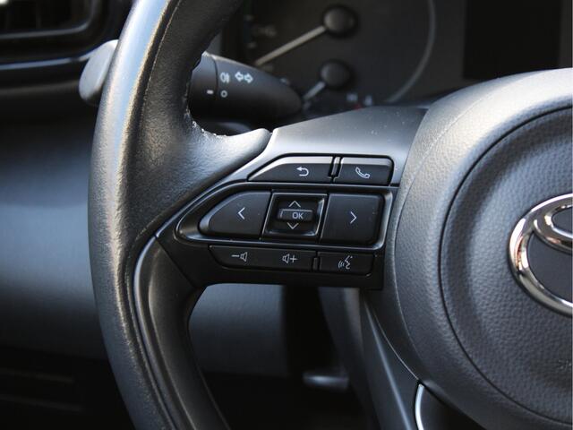 Toyota YARIS 1.5 Hybrid Active 1e Eig/Dealer onderh./Climate/AdaptiveCruise/Camera/AppleCarplay