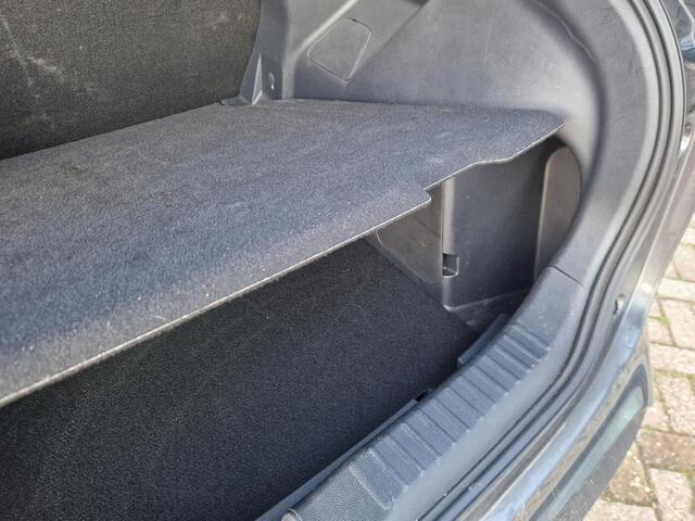 Toyota YARIS Cross 1.5 Hybrid 115 Dynamic met comfort pakket