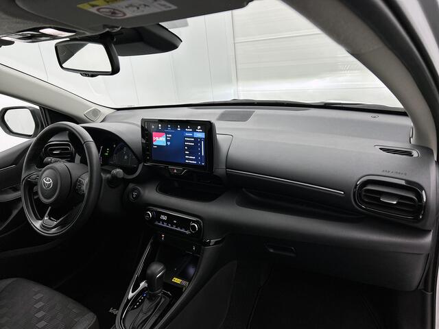 Toyota YARIS 1.5 Hybrid 115 Dynamic | BTW Voertuig | Stoelverwarming | Draadloos laden |