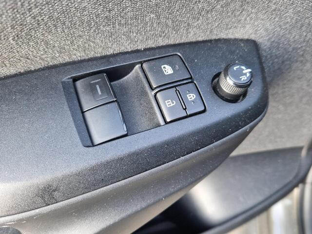 Toyota YARIS 1.5 Hybrid Active