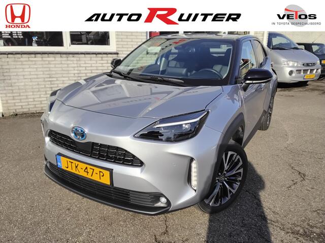 Toyota YARIS Cross 1.5 Hybrid Executive Trekhaak two tone blindspot