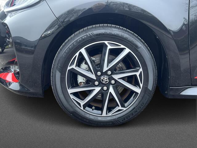 Toyota YARIS 1.5 Hybrid Executive | Red Pack | Panoramadak |