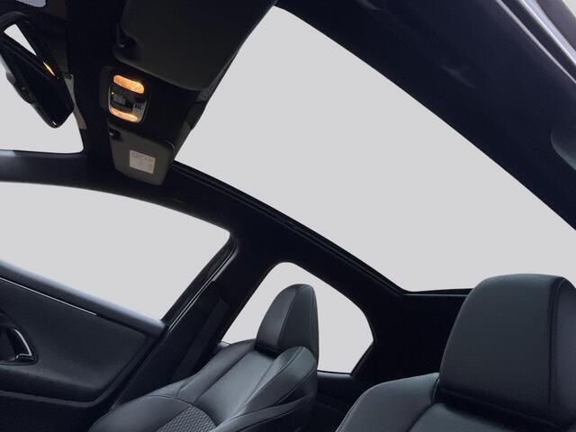 Toyota YARIS 1.5 Hybrid Executive | Red Pack | Panoramadak |