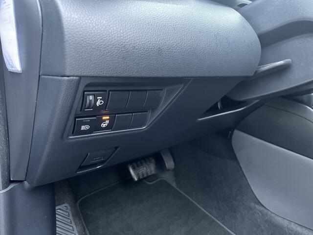 Toyota YARIS 1.5 Hybrid Executive | Red Pack | Panoramadak |