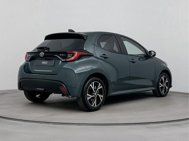 Toyota YARIS 1.5 Hybrid 115 Dynamic | Apple Carplay & Android Auto | Parkeercamera | * | Direct leverbaar |