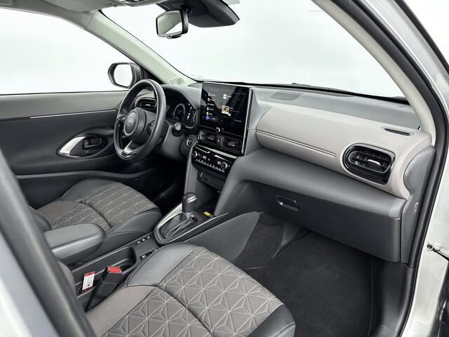 Toyota YARIS Cross 1.5 Hybrid 130 Executive Limited | 360° Camera | Stoel / Stuurwielverwarming | Half lederen bekleding | Parkeersensoren | Elek. Kofferklep |