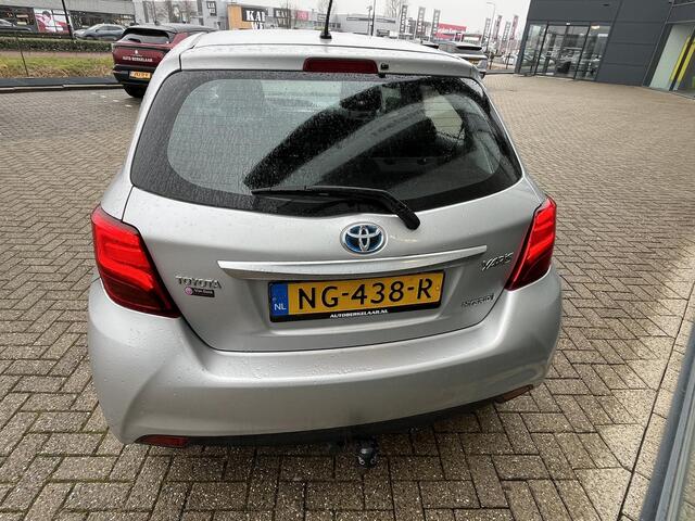 Toyota YARIS 1.5 Hybrid Trend | Trekhaak | Navigatie | Lichtmetalen Velgen | Handsfree Sleutel |