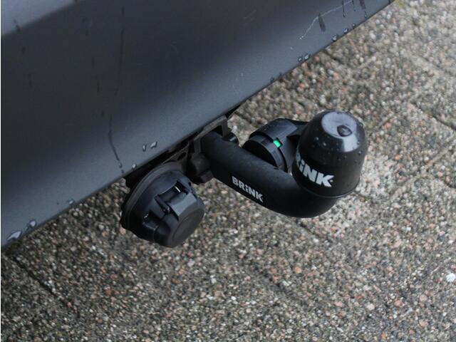 Toyota YARIS Cross 1.5 Hybrid Executive JBL Geluidsinstallatie, Trekhaak, Stoelverwarming, Draadloos Apple Carplay/Android Auto, Parkeersensoren Voor en Achter