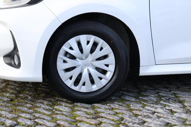 Toyota YARIS 1.5 Hybrid Active, Navi, Startknop Apple Carplay, Android Auto, Parkeercamera, Adaptieve cruise control.