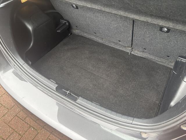 Toyota YARIS 1.5 Hybrid Aspiration 5-drs. CAMERA/CLIMA/CRUISE/MEDIA