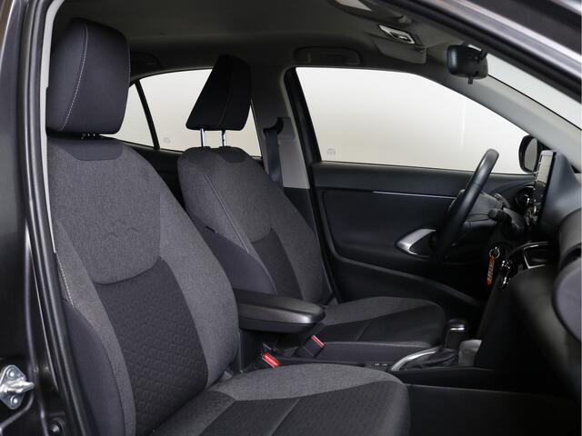 Toyota YARIS Cross 1.5 Hybrid Active | All season banden | Apple Carplay | Achteruitrij camera |