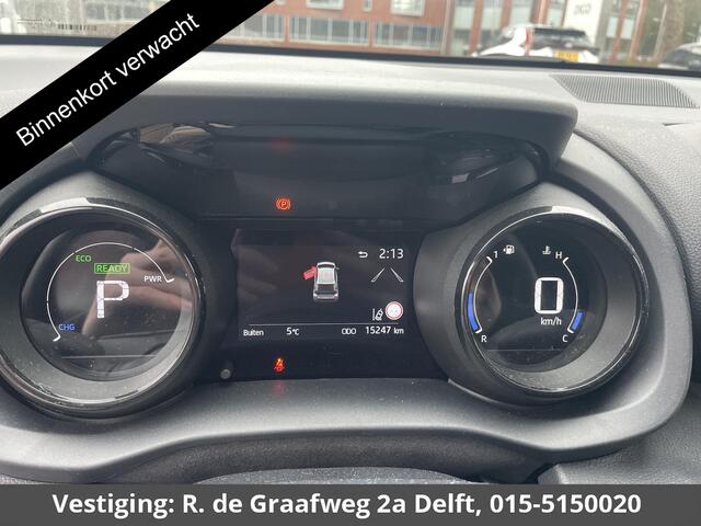 Toyota YARIS 1.5 Hybrid Executive | Stoelverwarming | Navigatie | Dodehoek detectie | Parkeersenoren