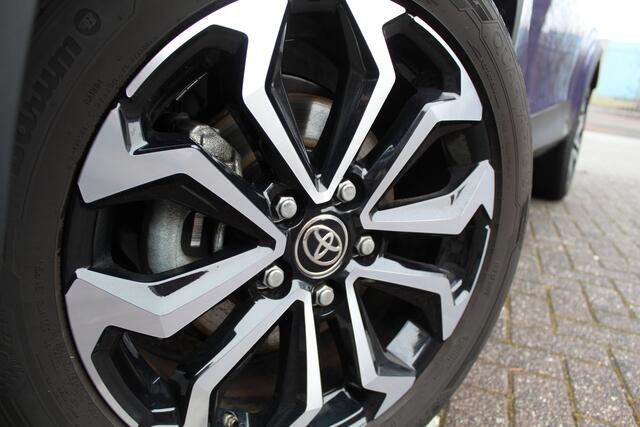 Toyota YARIS Cross 1.5 Hybrid 115 Dynamic Plus | Rijklaar | Allseason | Stoel/stuur -Verwarming | Apple/Android | Adapt. Cruise | Camera | Navi