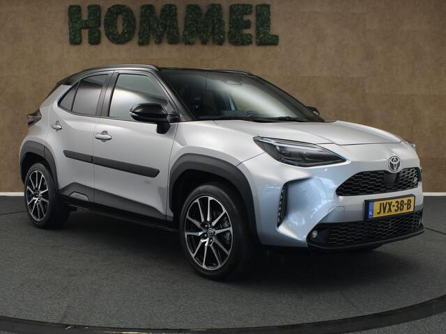 Toyota YARIS Cross 1.5 Hybrid 130 GR SPORT - ADAPTIEVE CRUISE CONTROL - STOELVERWARMING VOORSTOELEN - STUURWIELVERWARMING - DODEHOEKDETECTIE - KEYLESS ENTRY/START - APPLE CARPLAY/ANDROID AUTO - CAMERA - EXTRA GETINT GLAS - PARKEERSENSOREN VOOR + ACHTER - STOOTLIJSTEN