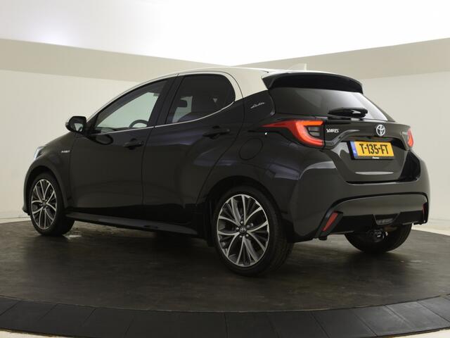 Toyota YARIS 1.5 Hybrid Executive Selection | Bi Tone | Trekhaak | Carplay