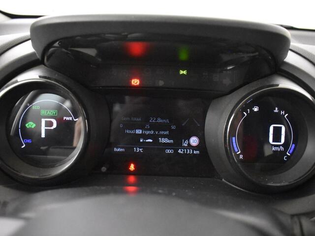 Toyota YARIS 1.5 Hybrid Executive Selection | Bi Tone | Trekhaak | Carplay
